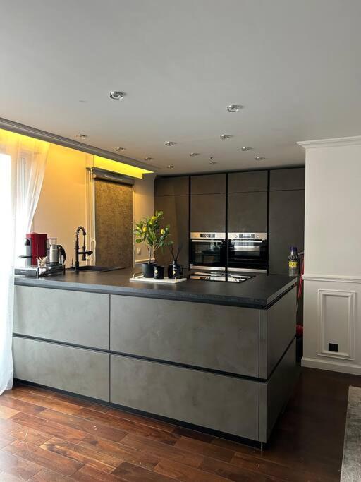 Logement Proche Stade De France แซงต์-เดอนี ภายนอก รูปภาพ