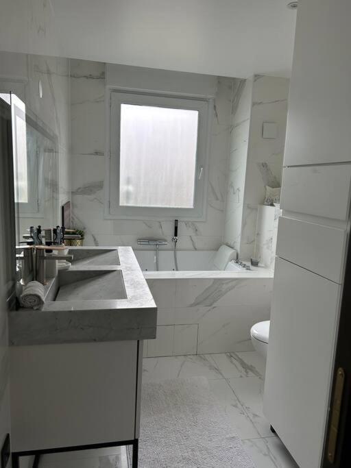 Logement Proche Stade De France แซงต์-เดอนี ภายนอก รูปภาพ